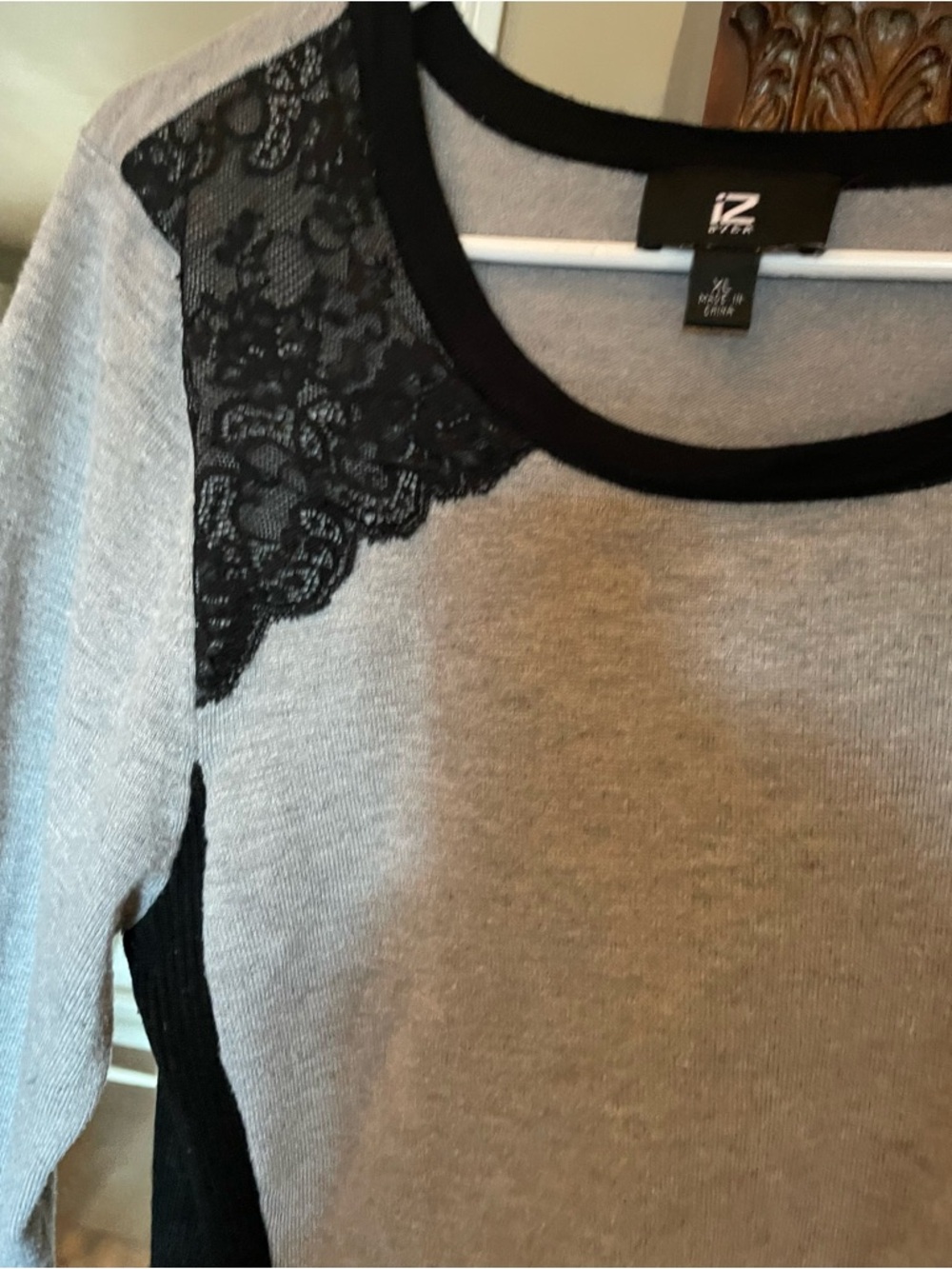 Iz Byer Gray and Black Lace-Accent Long Sleeve Tee - Picture 6 of 6